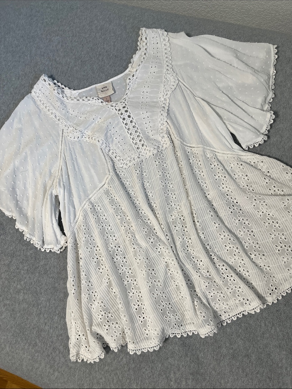 Boho White Eyelet Top Large Sheer Flowy Coastal Cottage Beachie - Picture 3 of 11